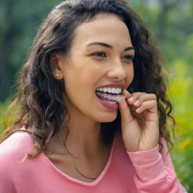 Miért döntsön az Invisalign kezelés mellett?